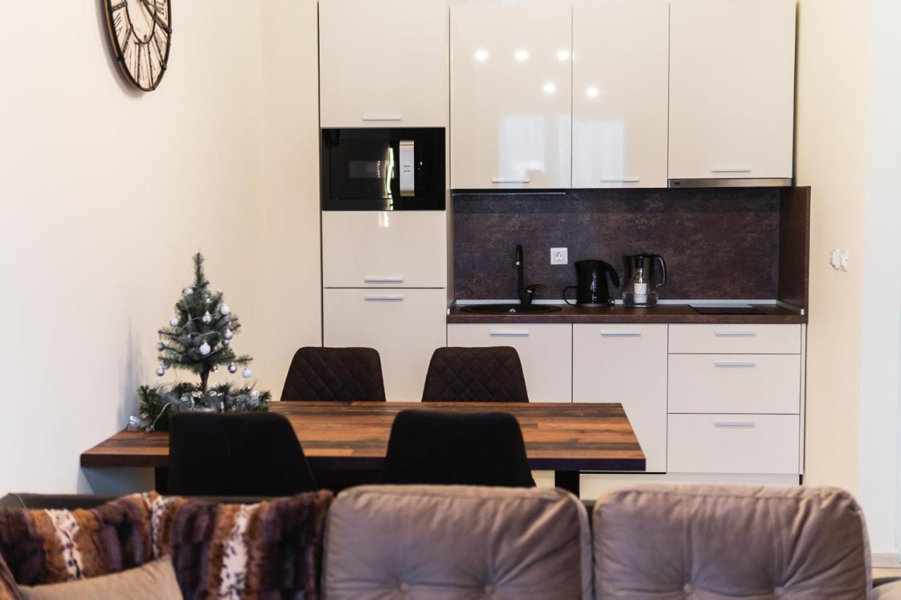 Montesun Boka Apartments Budva Bagian luar foto