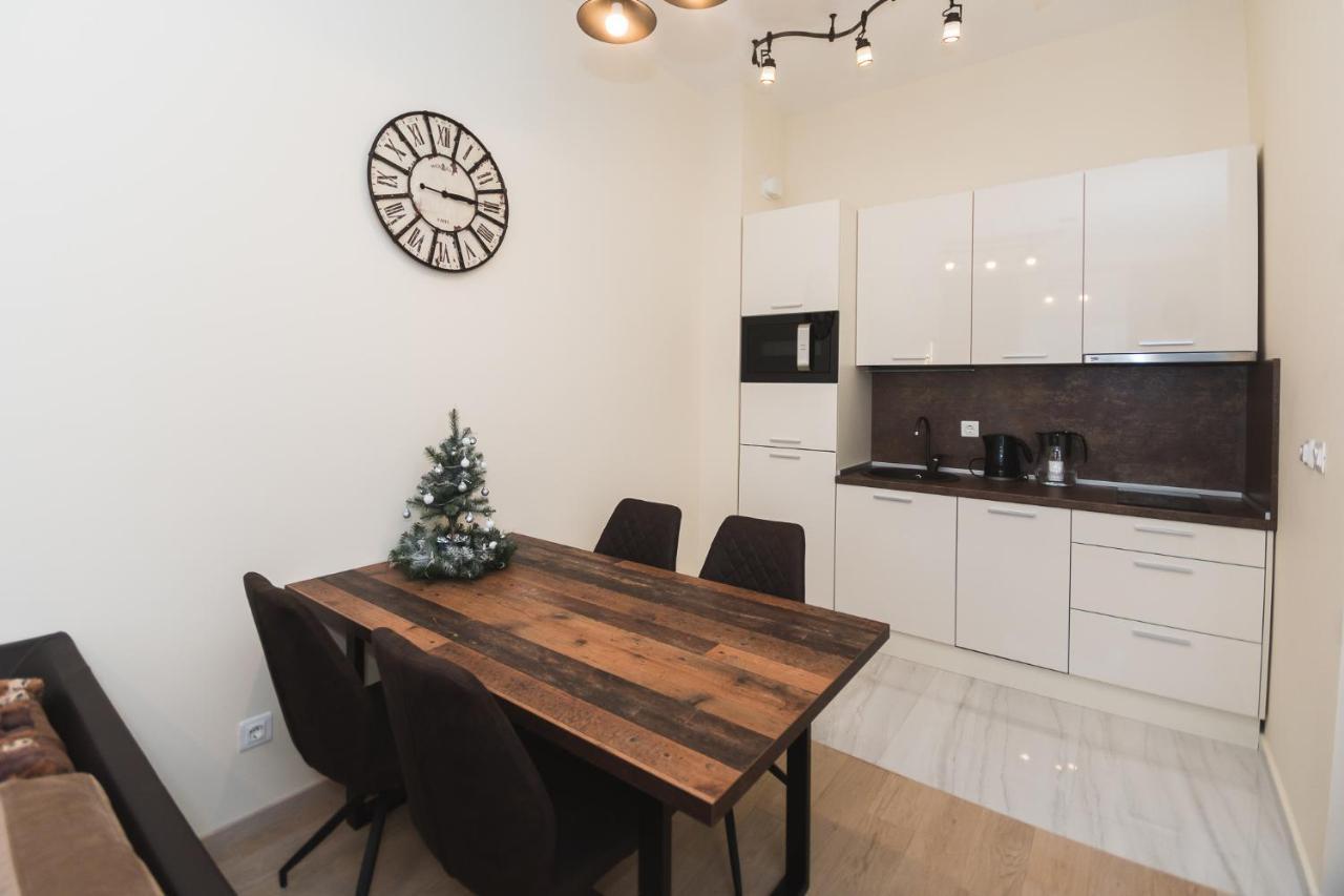 Montesun Boka Apartments Budva Bagian luar foto