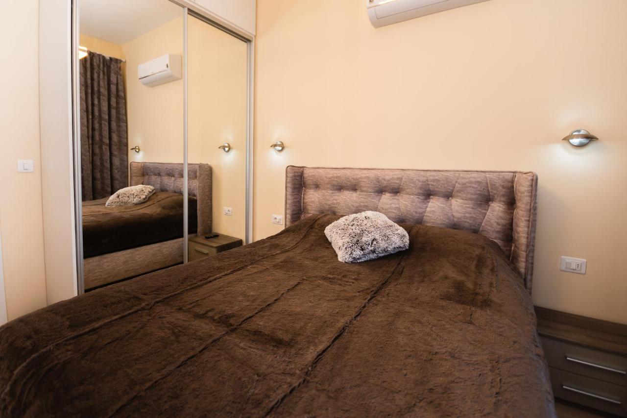 Montesun Boka Apartments Budva Bagian luar foto