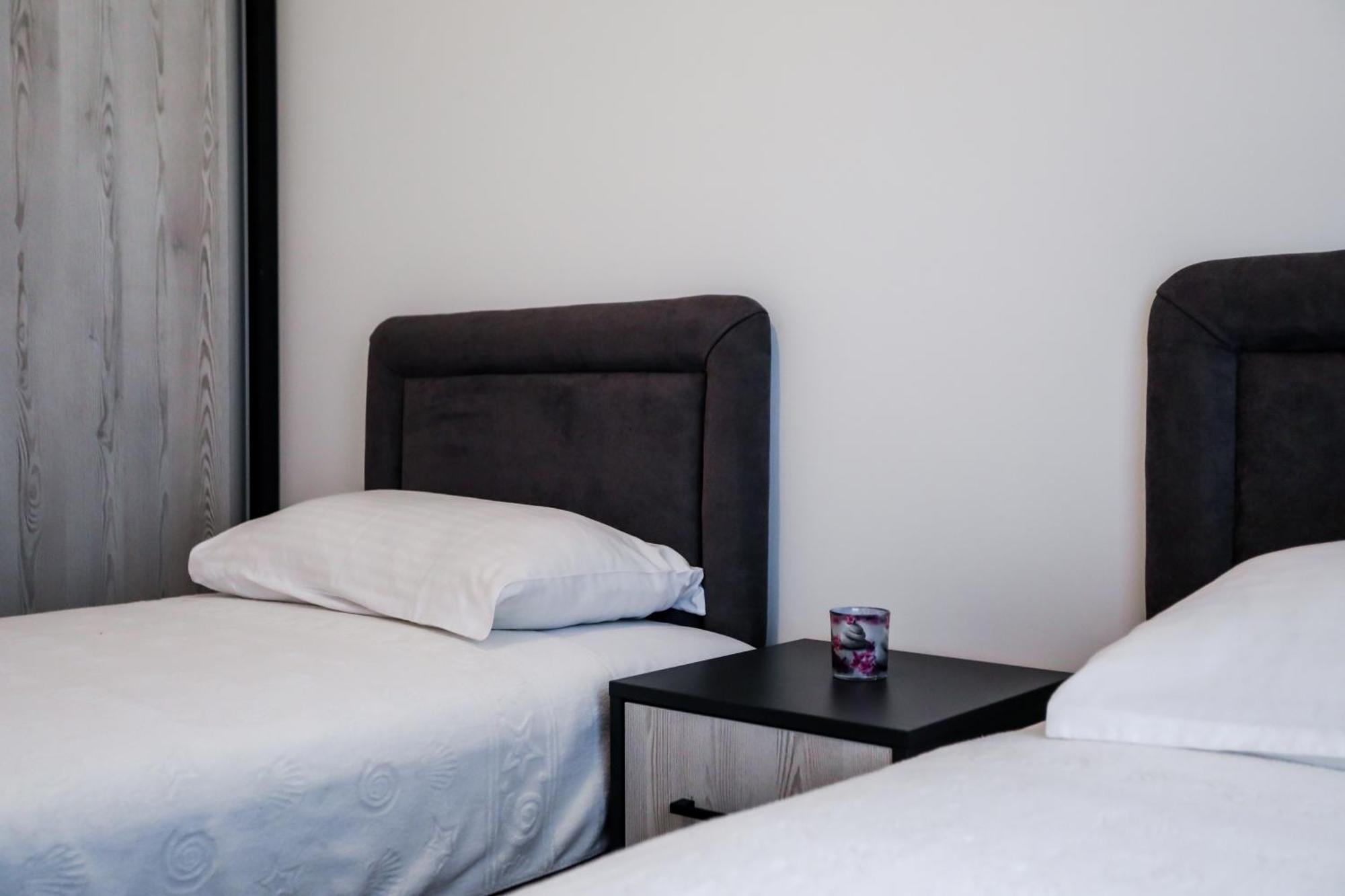 Montesun Boka Apartments Budva Ruang foto