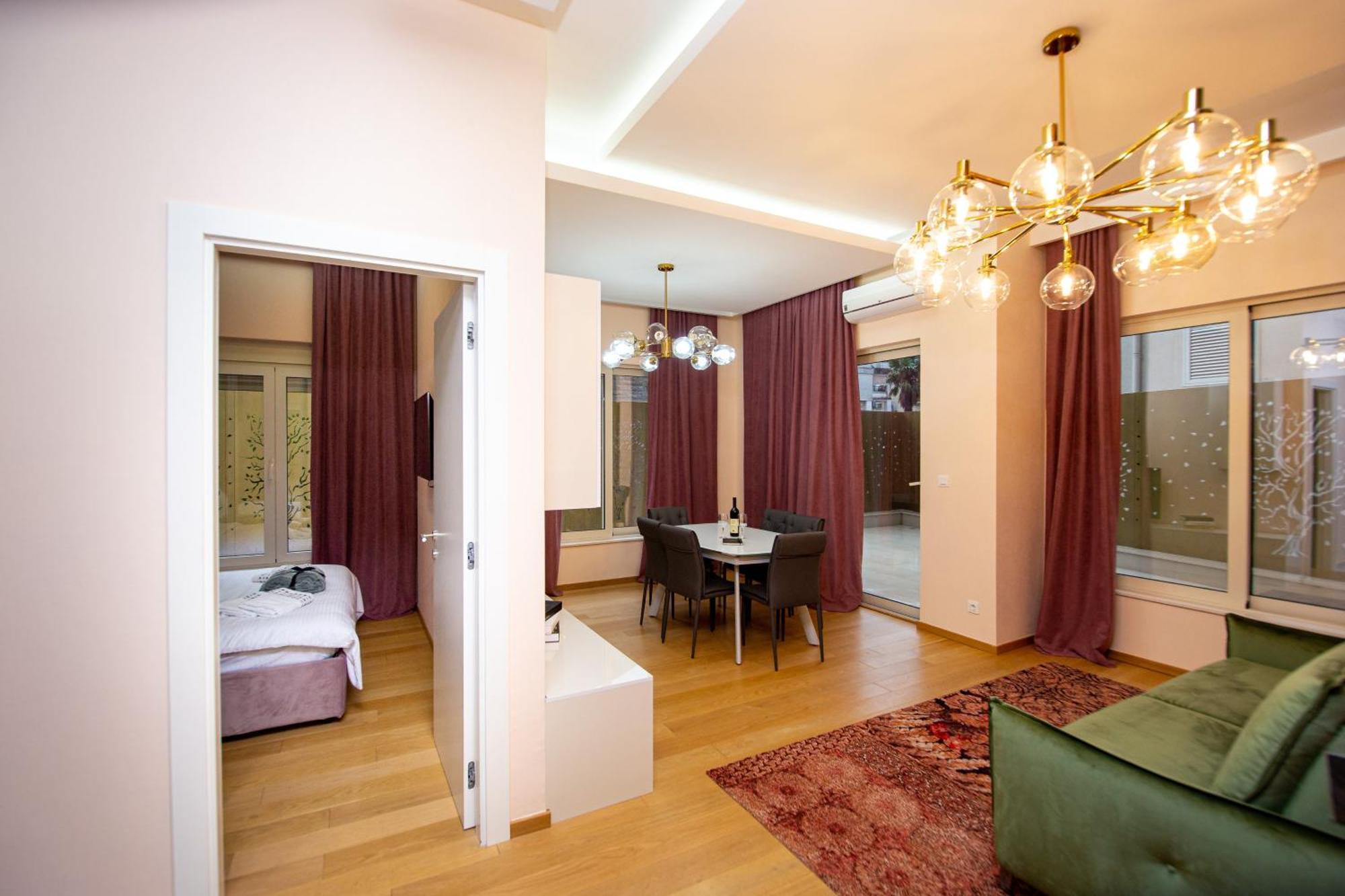 Montesun Boka Apartments Budva Bagian luar foto