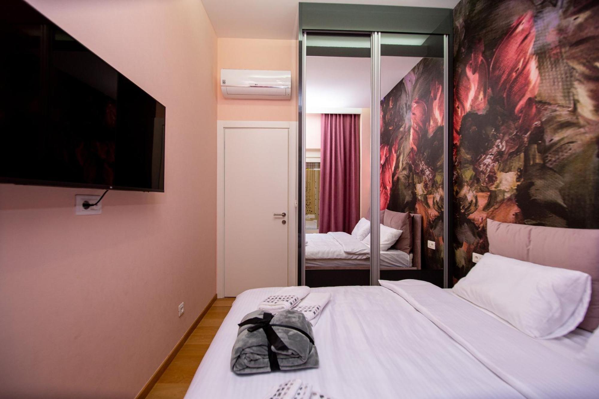 Montesun Boka Apartments Budva Bagian luar foto